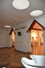 Carica l'immagine nel visualizzatore di Gallery, Beauty_house_sala_hair_design_01