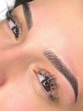 Carica l'immagine nel visualizzatore di Gallery, Corso Comby Brows | Microblading & Pixel Style